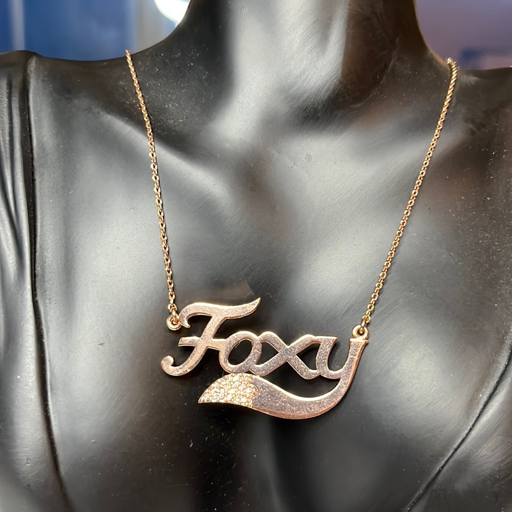 WILDFOX COUTURE  CELEBS ROSE GOLD PLATED FOXY CRYSTAL PAVE PENDANT NECKLACE